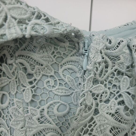 H&M off the shoulder lace dress, size 6 - Picture 10 of 13